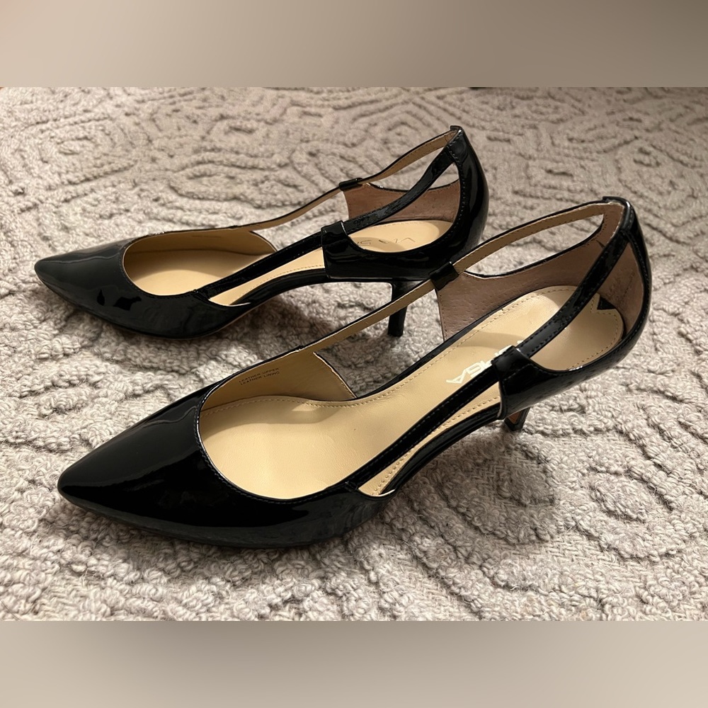 Via Spiga black patient leather heals. Size 7.5